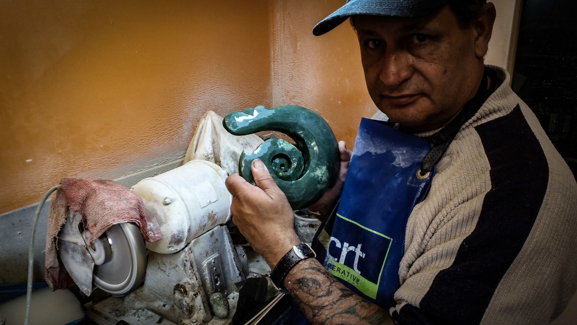 Bevan Climo showing one of his Pounamu creations