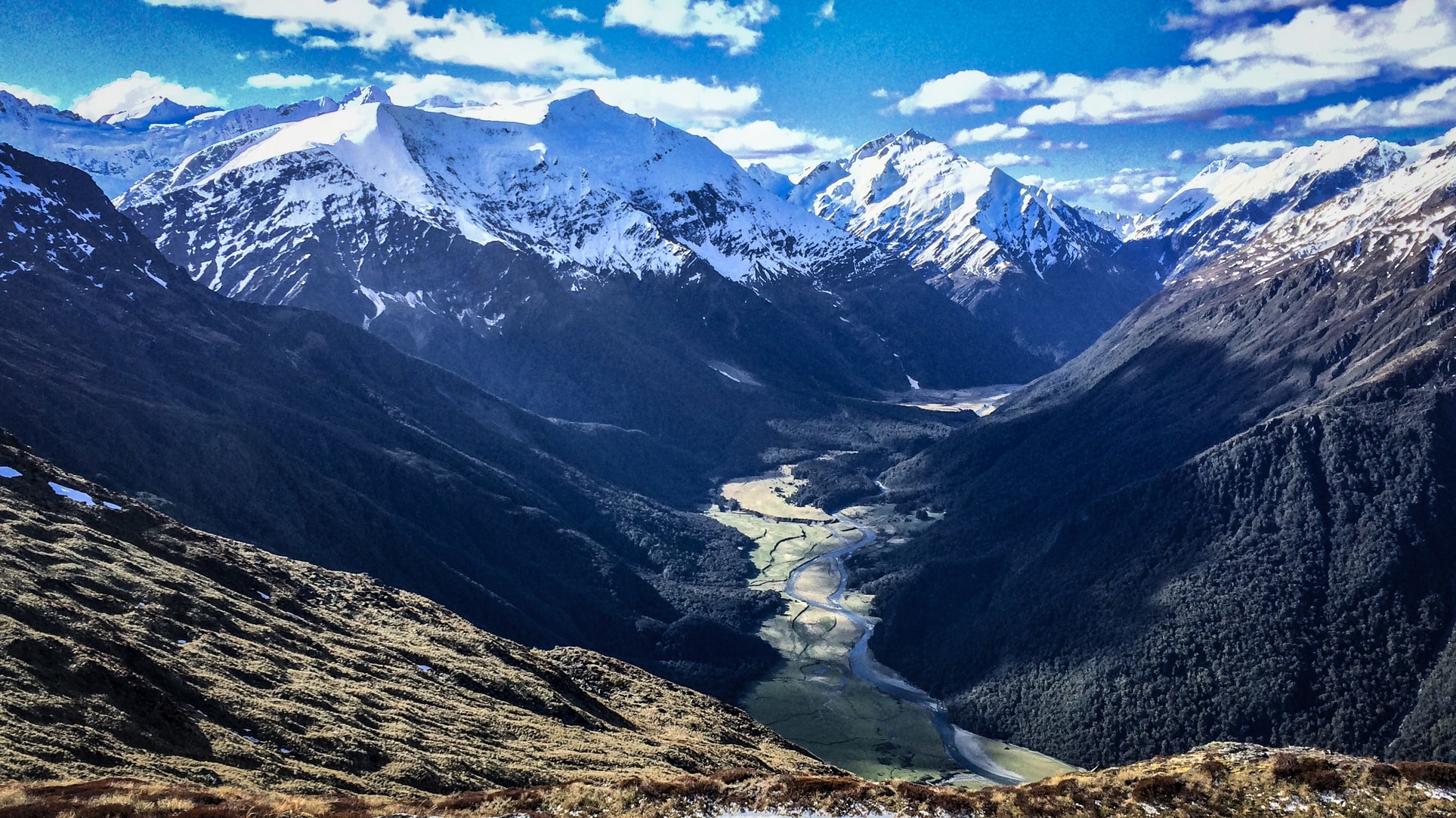 We can arrange luxury hiking tours and private guided hikes through the rugged beauty of the Shotover Saddle in New Zealand | Ahipara Travel